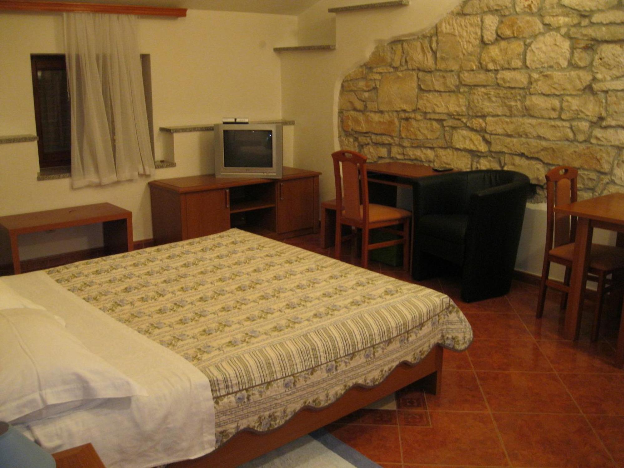 Apartments Lav פורץ מראה חיצוני תמונה